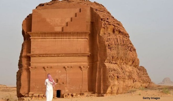 Arab Saudi Membuka Diri untuk Wisatawan Asing