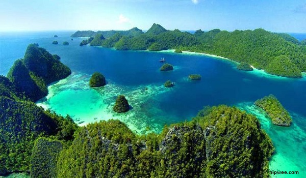 Indonesia Pasang Prasasti Diperbatasan Raja Ampat dan Negara Palau