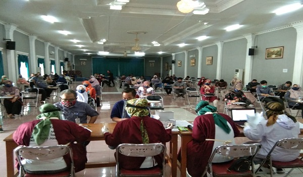 Test SWAB Massal di UNPI  dan TK Thamrin Putradjaya Moeslim Cianjur